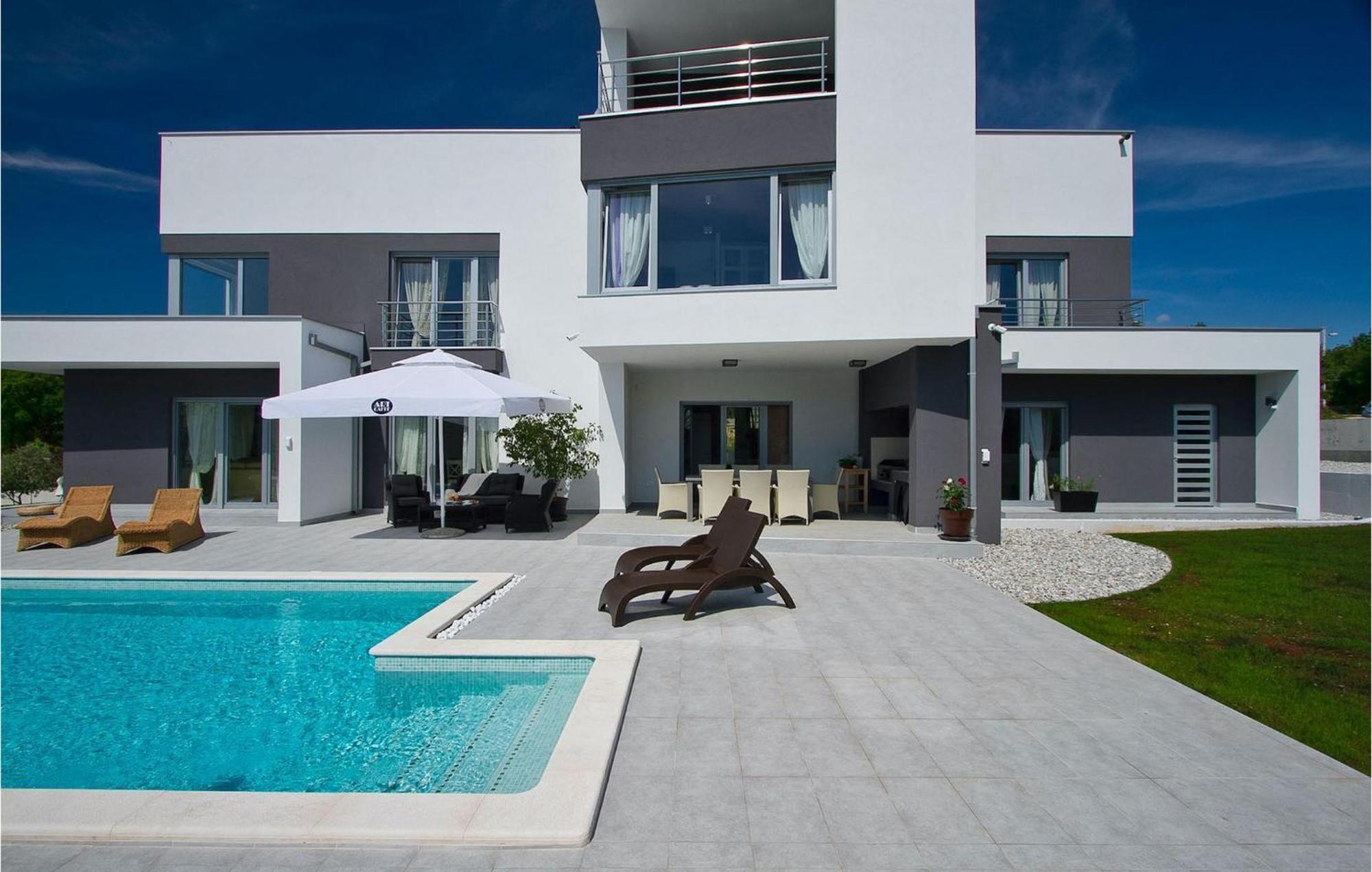 Holiday home Windrose Pula